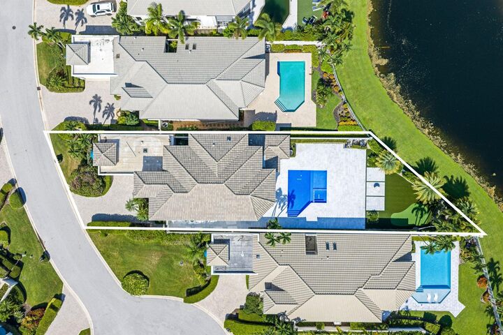 Property Photo: 2466 NW 61st Diagonal Road FL 33496