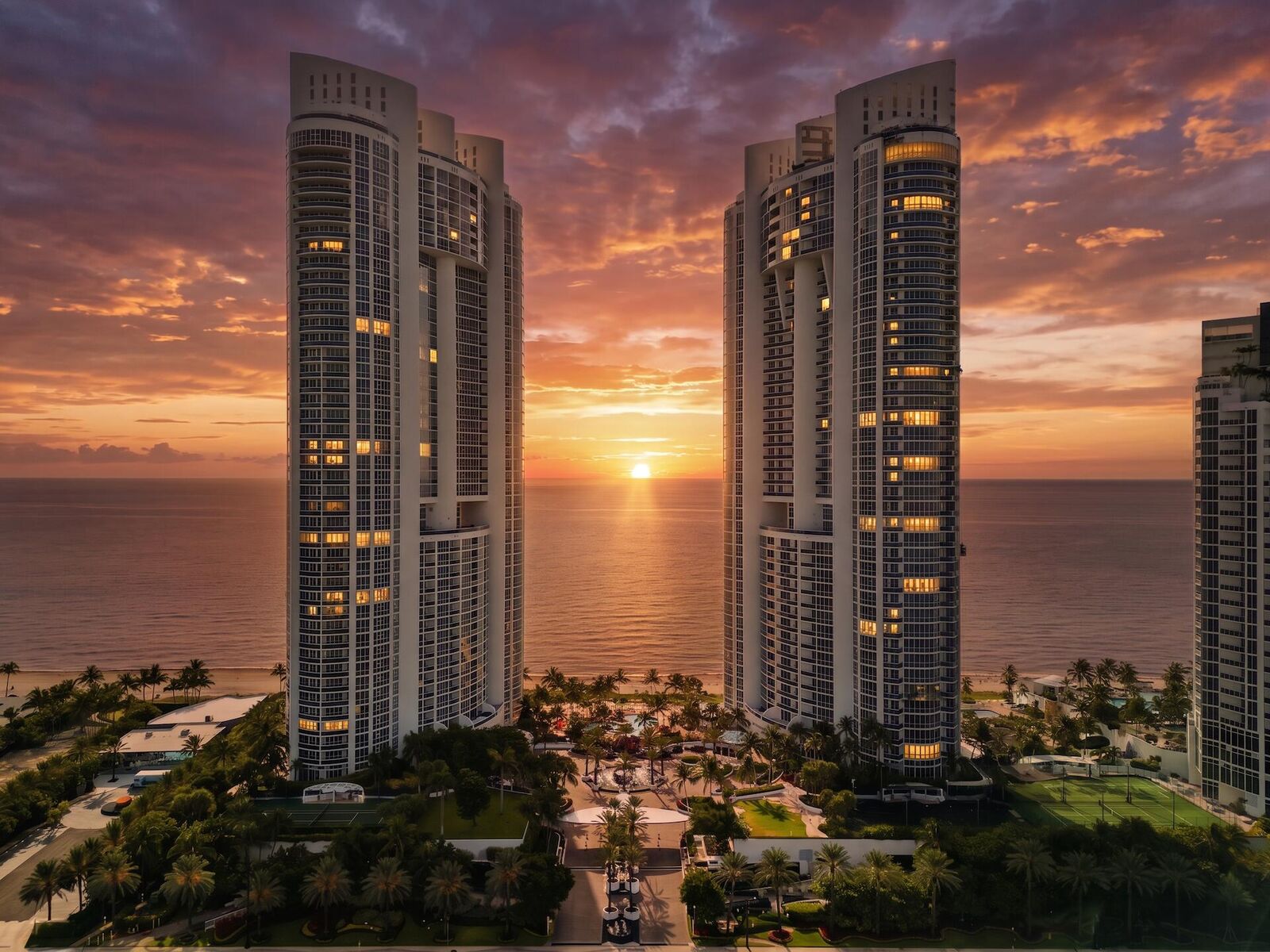 Property Photo: 18201 Collins Avenue Ph 5109 FL 33160