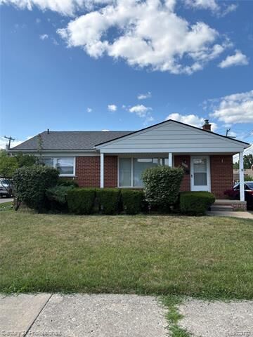 Property Photo:  6647 Golfview Street  MI 48135 