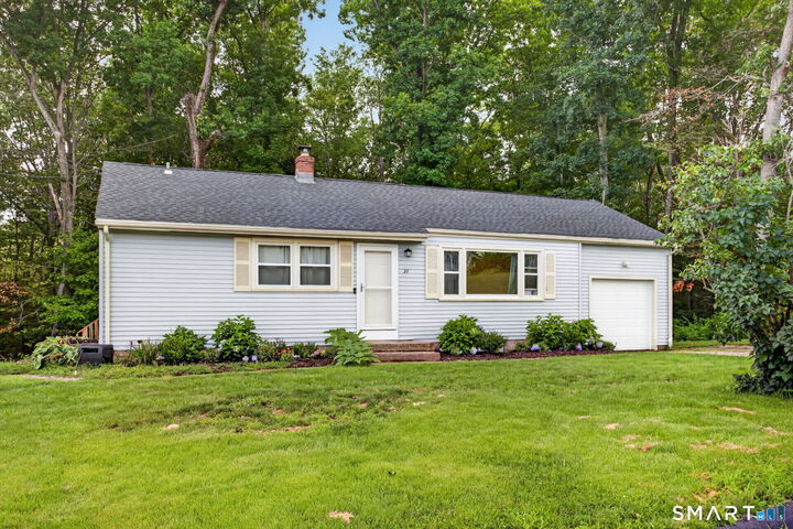 Property Photo: 34 Sunrise Circle CT 06492