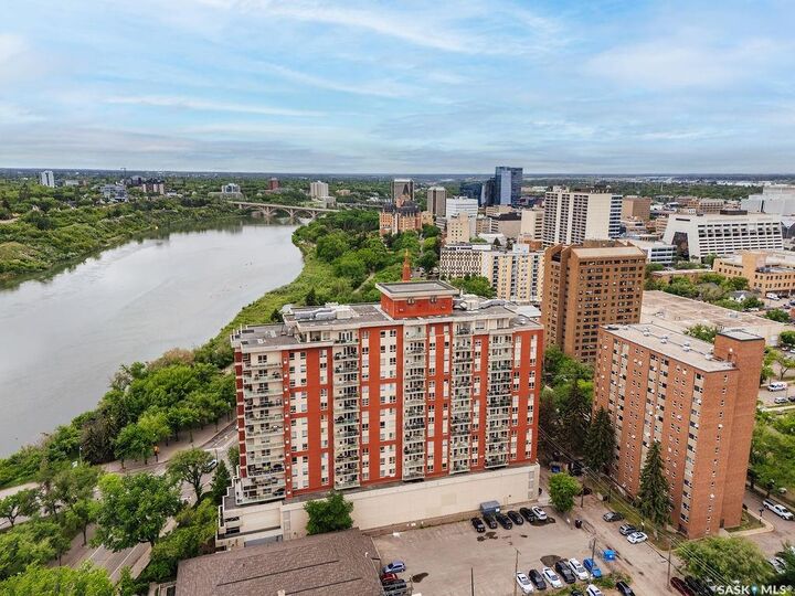 902 Spadina Crescent E 409 — photo 1
