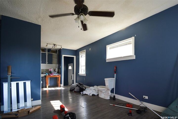 Property Photo: 510 Assiniboia Avenue SK S0G 4P0