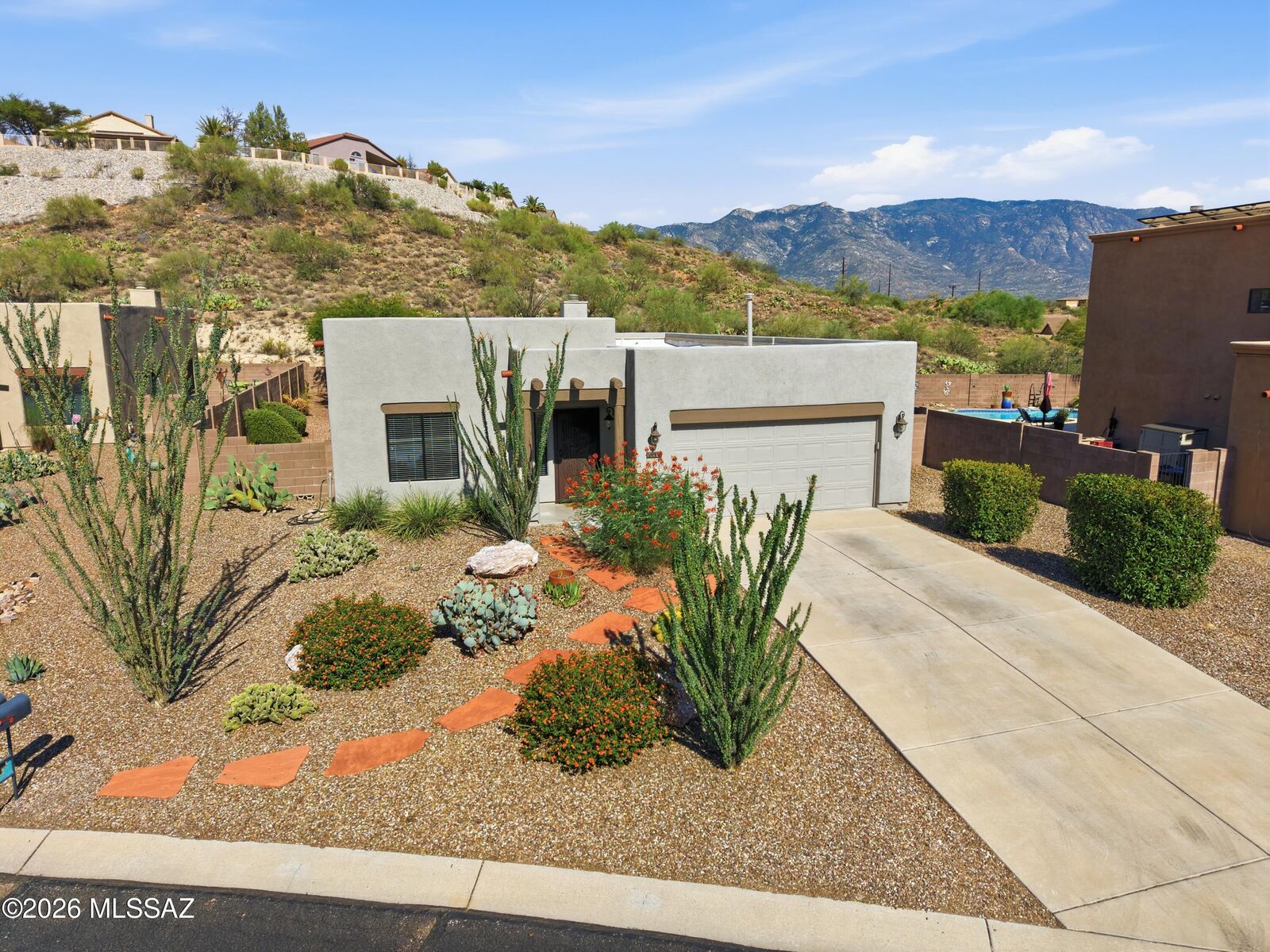 Property Photo:  39955 S Horse Run Drive  AZ 85739 