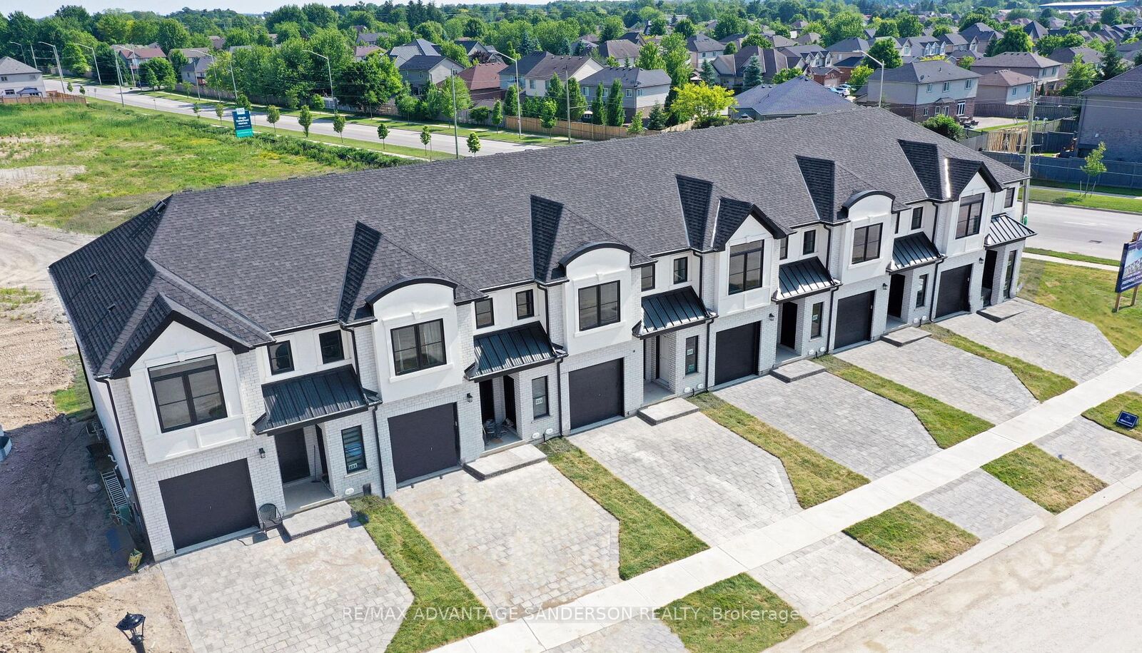 Property Photo:  163 Bowman Drive  ON N0M 2A0 