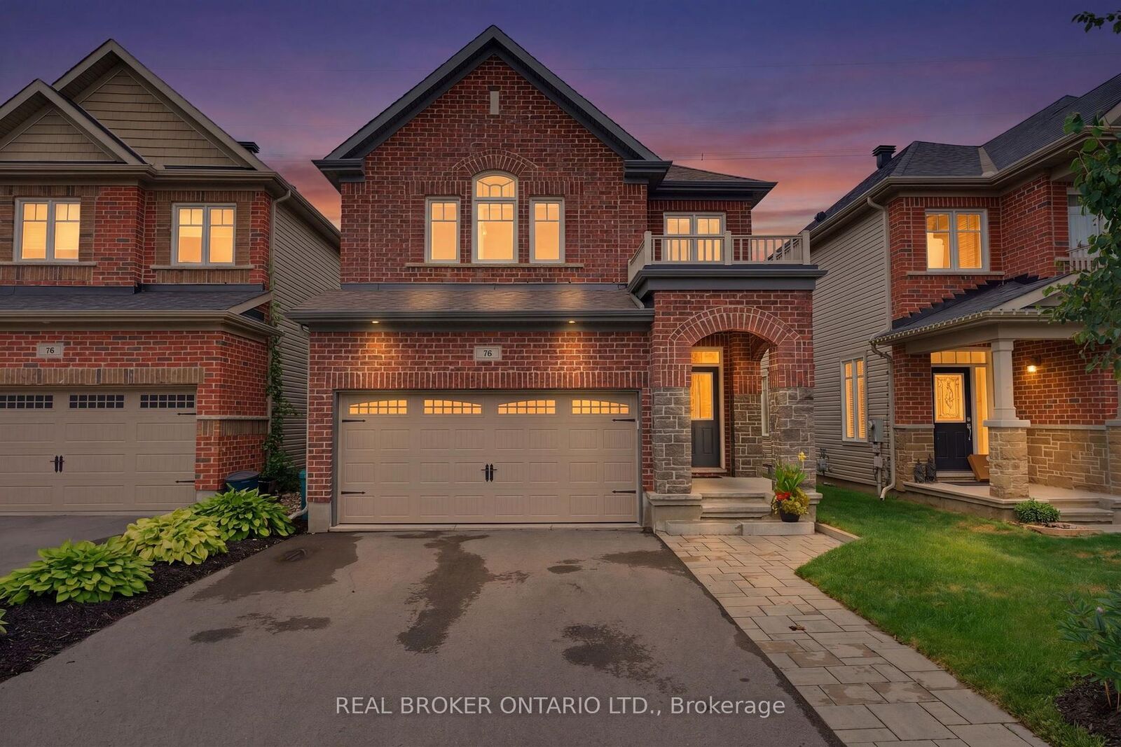 Property Photo: 76 Tapadero Avenue ON K2S 1E7
