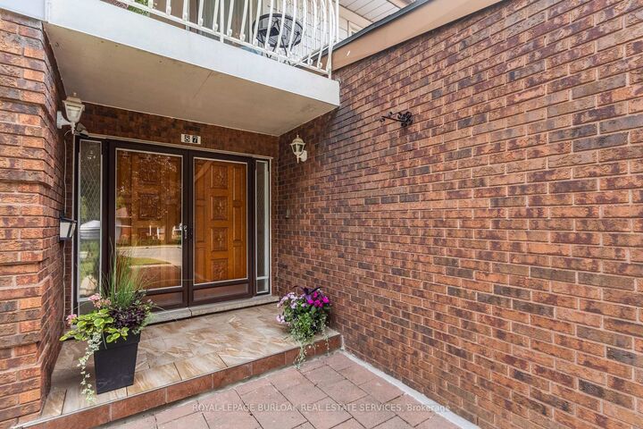 Property Photo: 87 Regent Avenue ON L9B 1T1