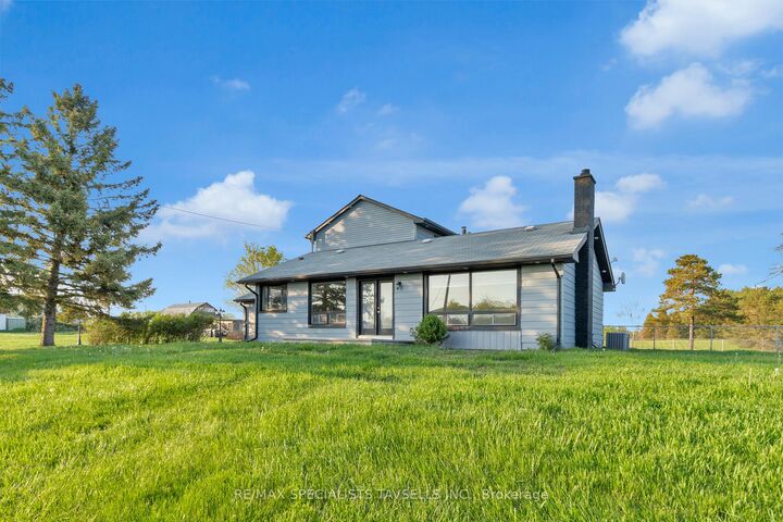 Property Photo: 16045 Hurontario Street ON L7C 2E5