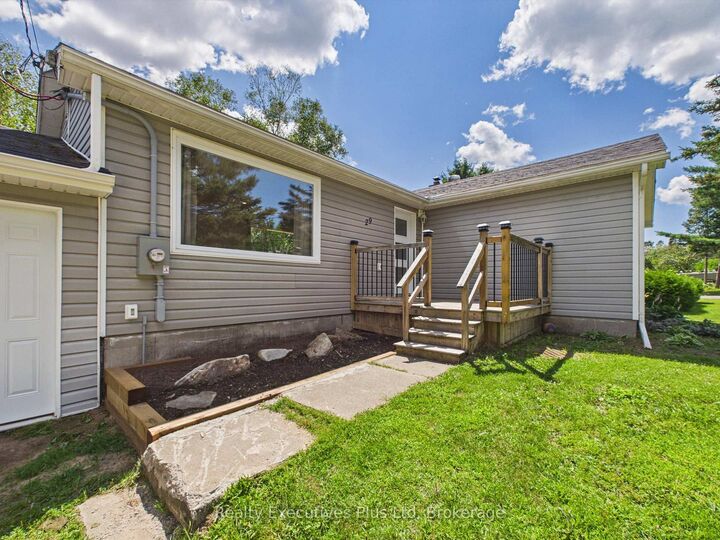 Property Photo:  29 Queen Street  ON P0A 1Z0 