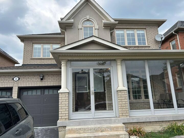 22 Castleview Crescent — photo 1