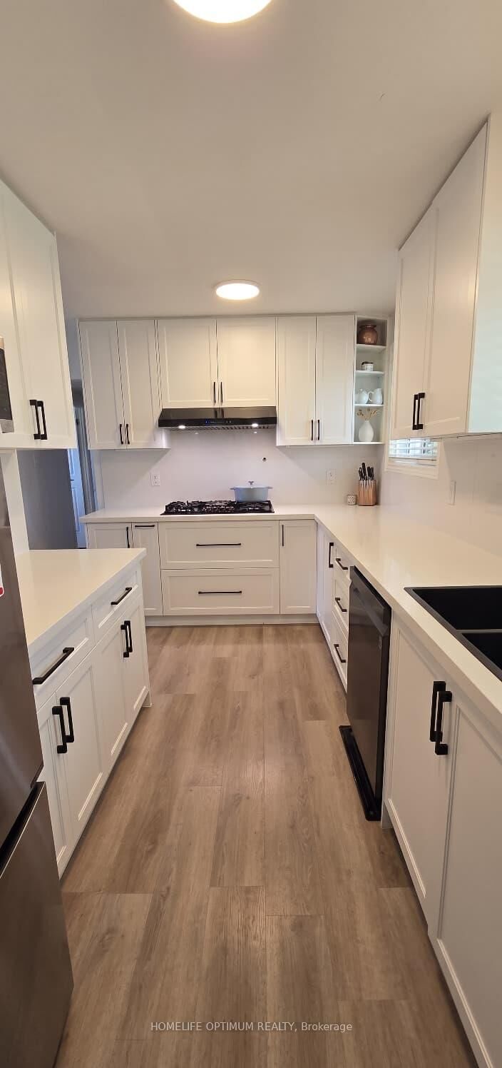 Property Photo: 400 Maple Avenue ON L7G 1X1