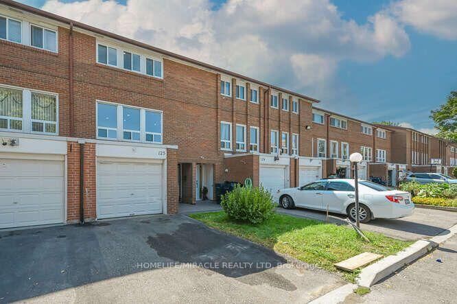 6466 Finch Avenue W 125 — photo 1