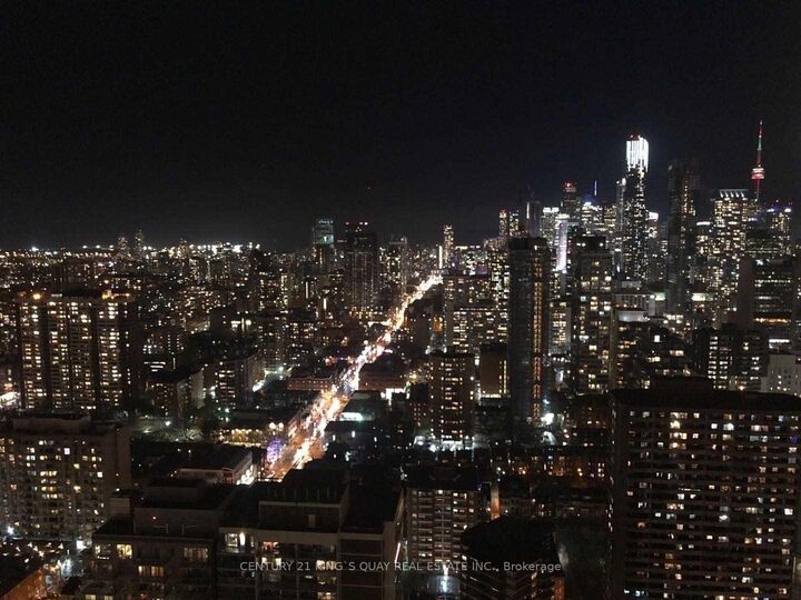 Property Photo:  50 Charles Street E 4204  ON M4Y 1T1 