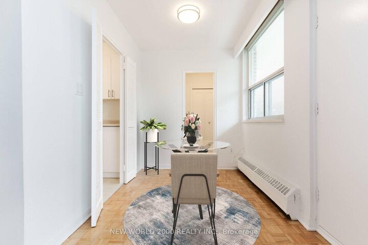 Property Photo:  485 Eglinton Avenue E 608  ON M4P 1N2 