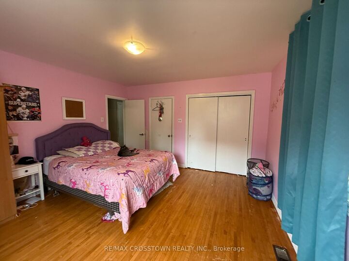 Photo de la propriété:  34 McDonald Street  ON L9R 1J5 