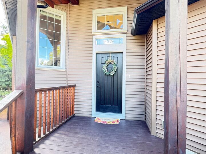Property Photo: 6201 Lexington Pl #101 BC V9V 0A6