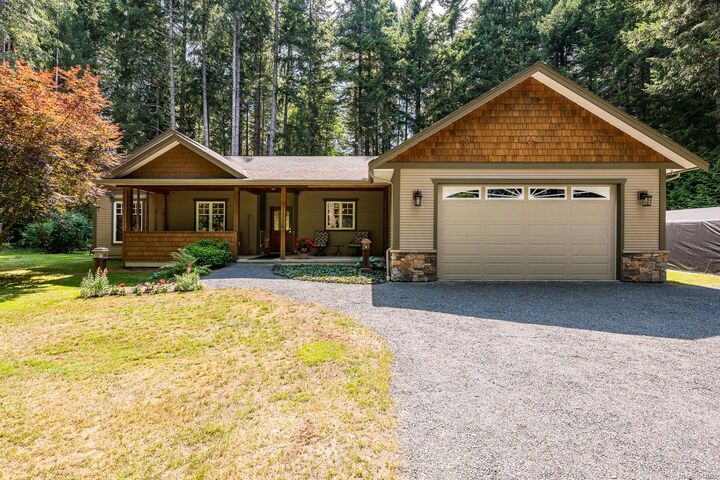 307 Bates Dr — photo 1