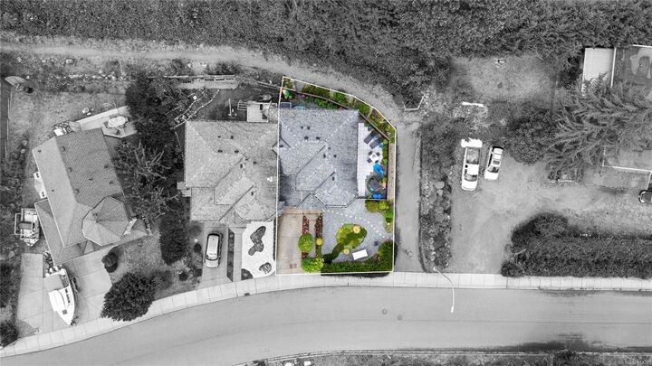 Property Photo:  7978 Northview Dr  BC V0R 1R0 