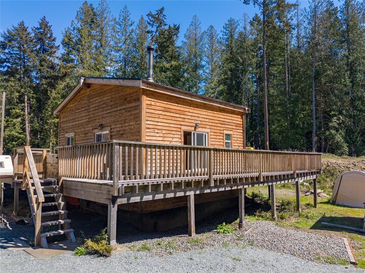 Property Photo: 4805 Schooner Way BC V0N 2M2