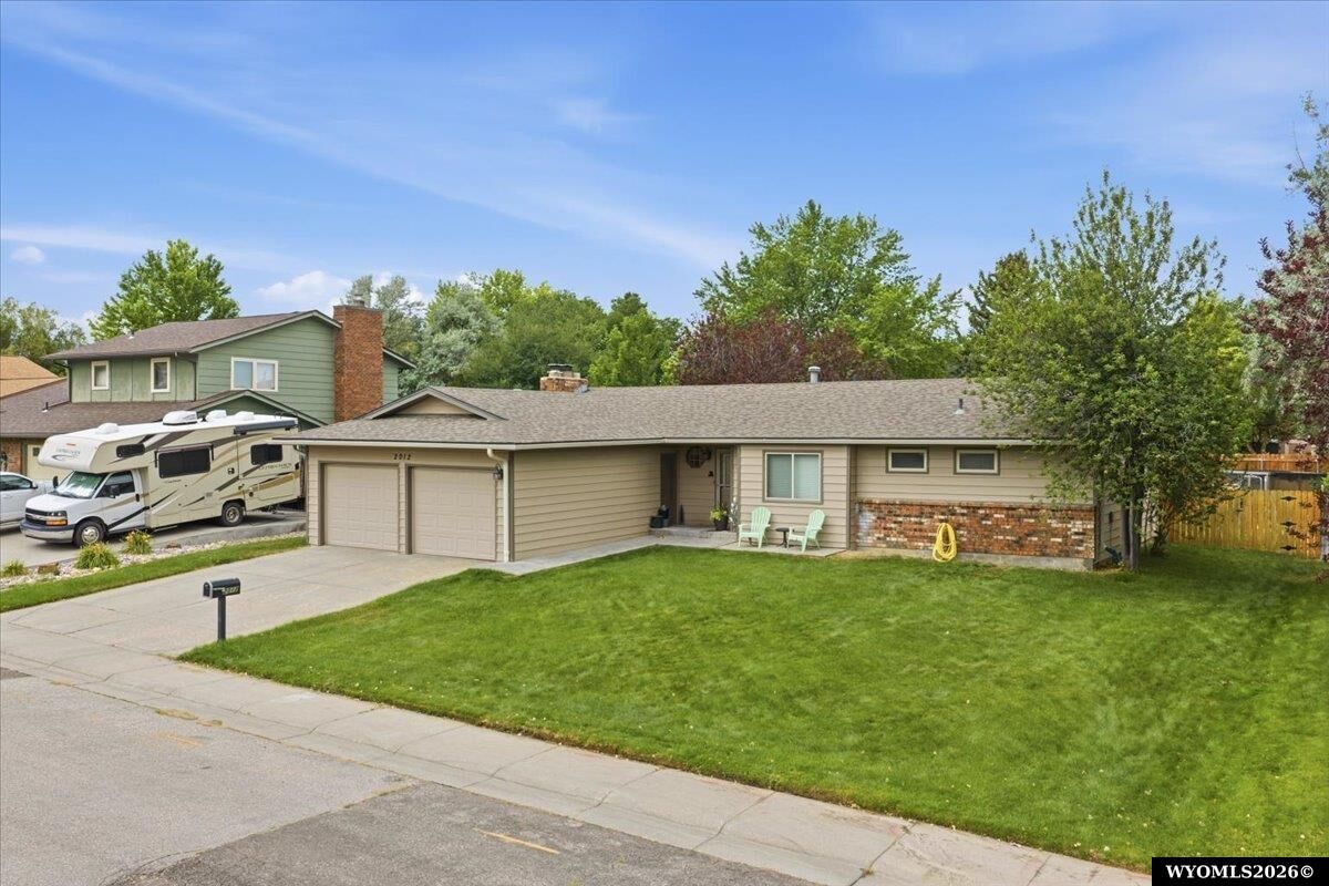 Property Photo: 2012 Nottingham Drive WY 82609