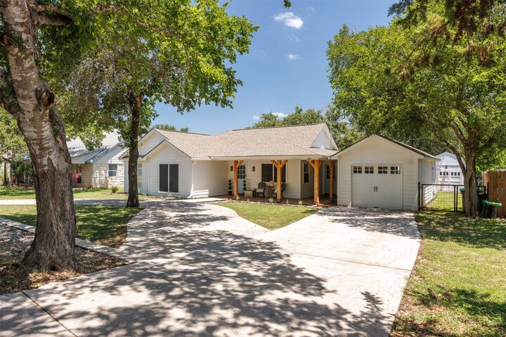 Property Photo:  8 Deer Ridge Road  TX 78676 