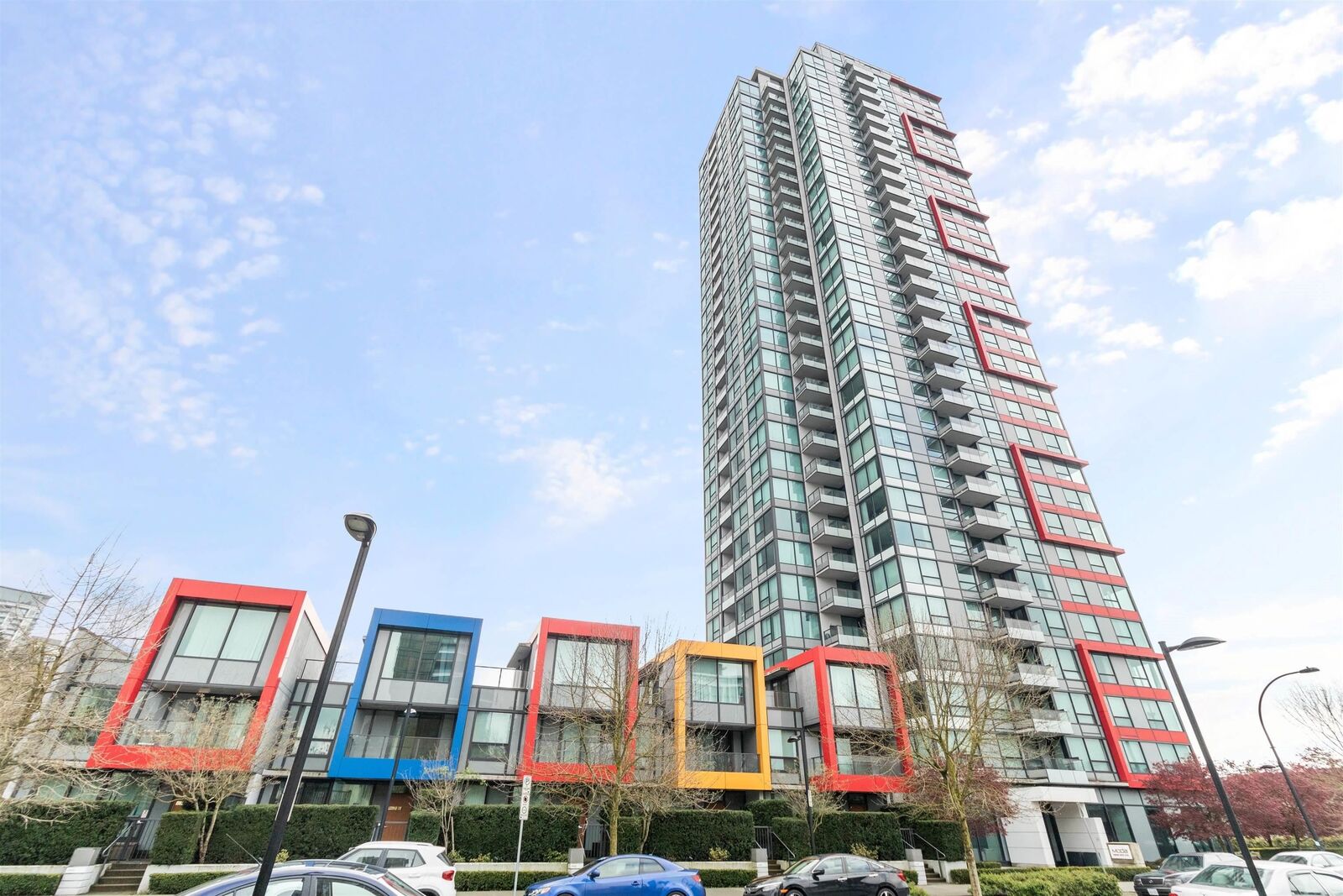 Property Photo: 6658 Dow Avenue 1503 BC V5H 0C7
