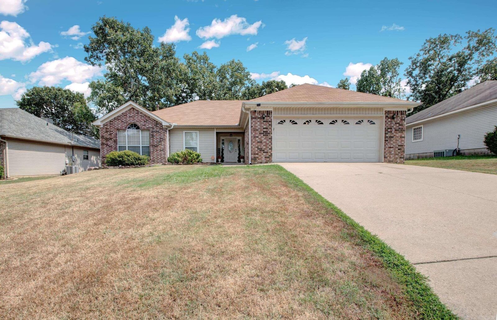 Property Photo:  10733 Stoneridge Dr  AR 72120 