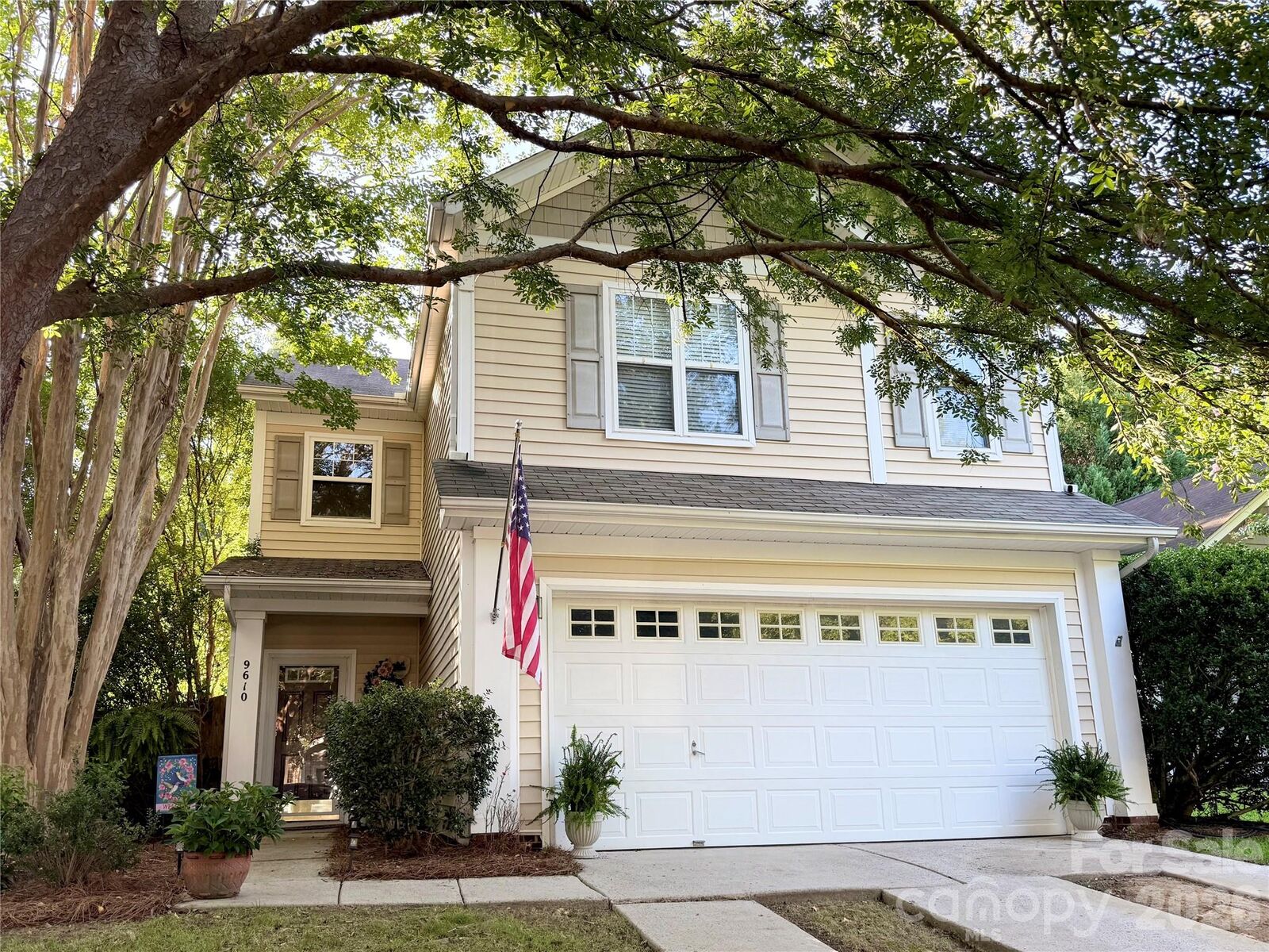Property Photo:  9610 Corbett Square Lane  NC 28214 