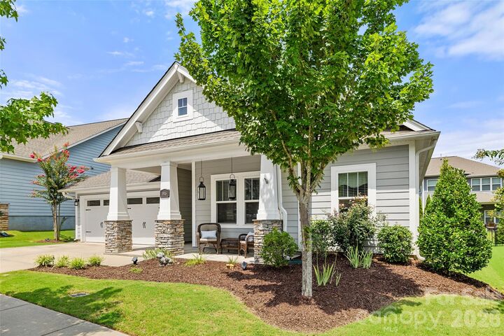 Property Photo:  1916 Felts Parkway  SC 29715 