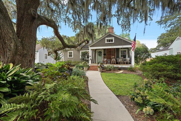 Property Photo:  1126 North Boulevard  SC 29405 