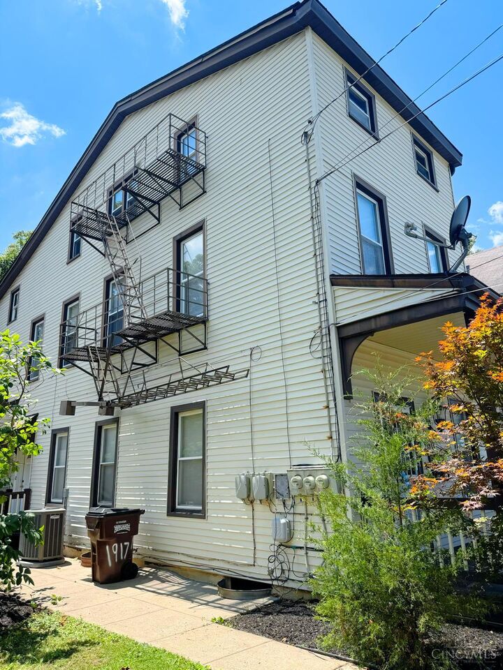 Property Photo:  1917 Mills Avenue  OH 45212 