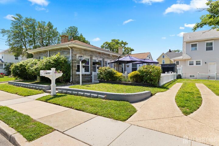 Property Photo: 1601 River Road NJ 07719