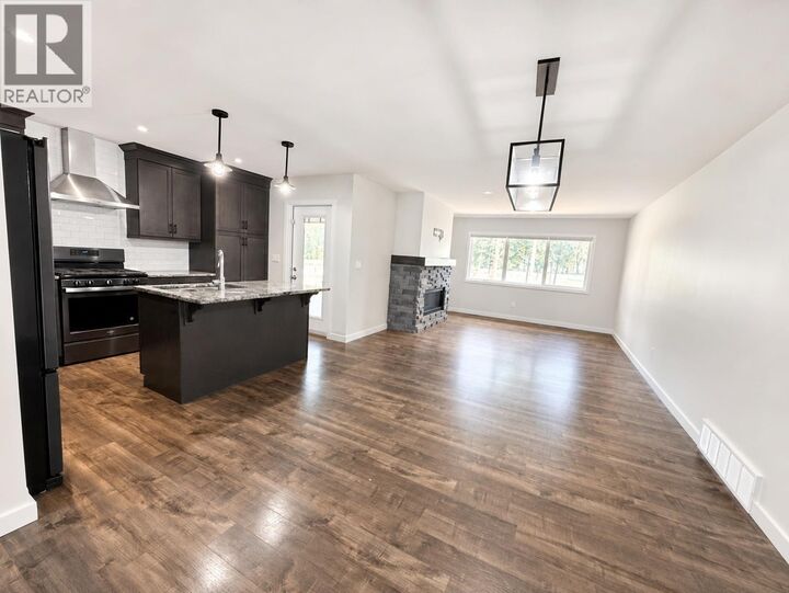 Property Photo: 156 Shadow Mountain Boulevard BC V1C 0C6