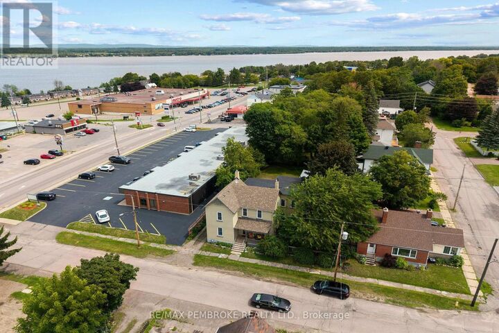 Property Photo: 233 Catherine Street ON K8A 1V5