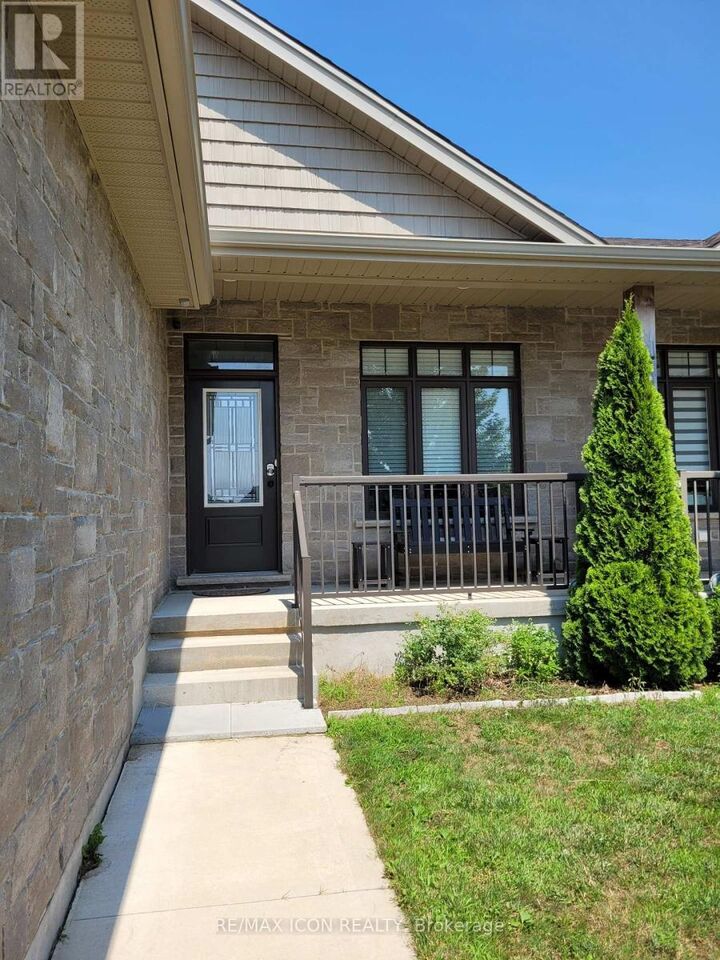 Property Photo:  355 Northport Drive  ON N0H 2C8 