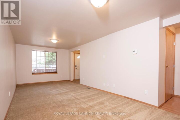 Property Photo: 127 Court St South ON P7B 2X5