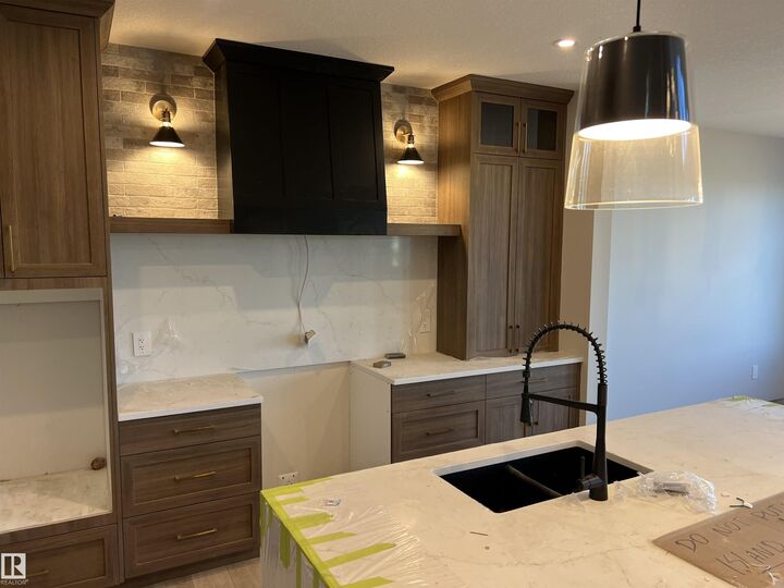 Property Photo: 65 Norwyck Way AB T7X 4S4