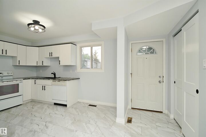 Property Photo:  1679 Lakewood Road NW  AB T6K 3B9 