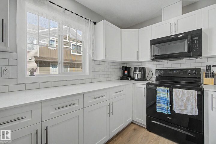 Property Photo:  17832 78 Street NW 90  AB T5Z 0P7 