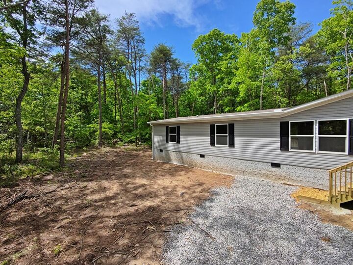 Property Photo:  321 Lakeside Drive  TN 37338 