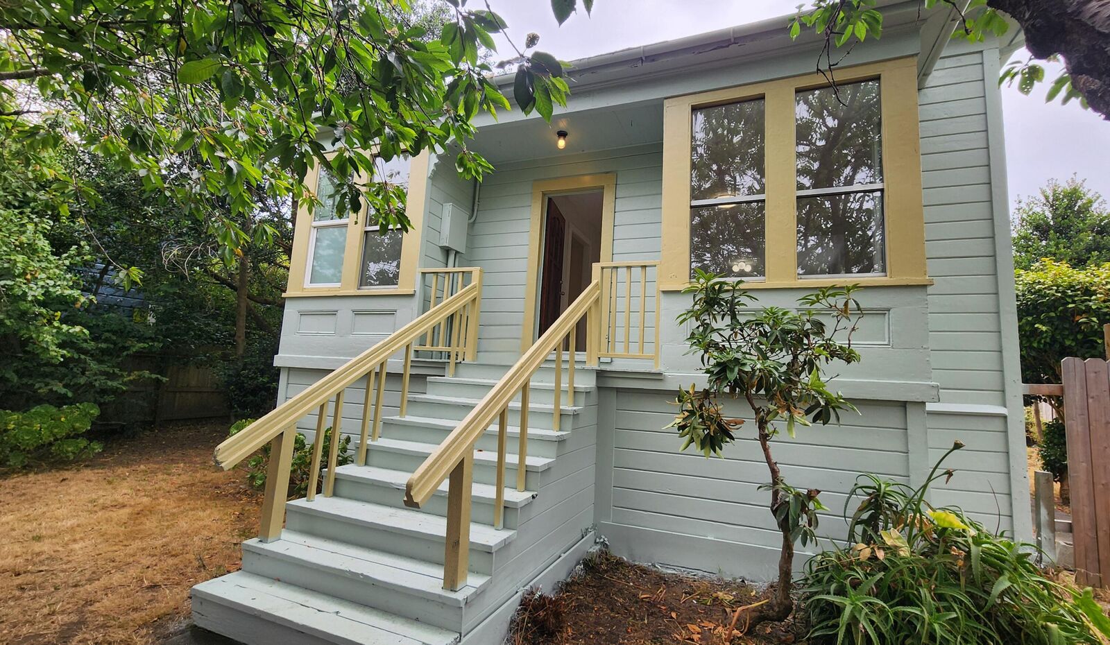 Property Photo: 2025 California Street CA 95501