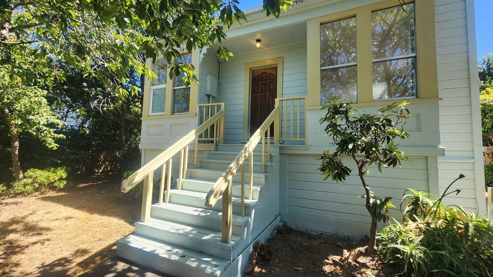 Property Photo: 2025 California Street CA 95501