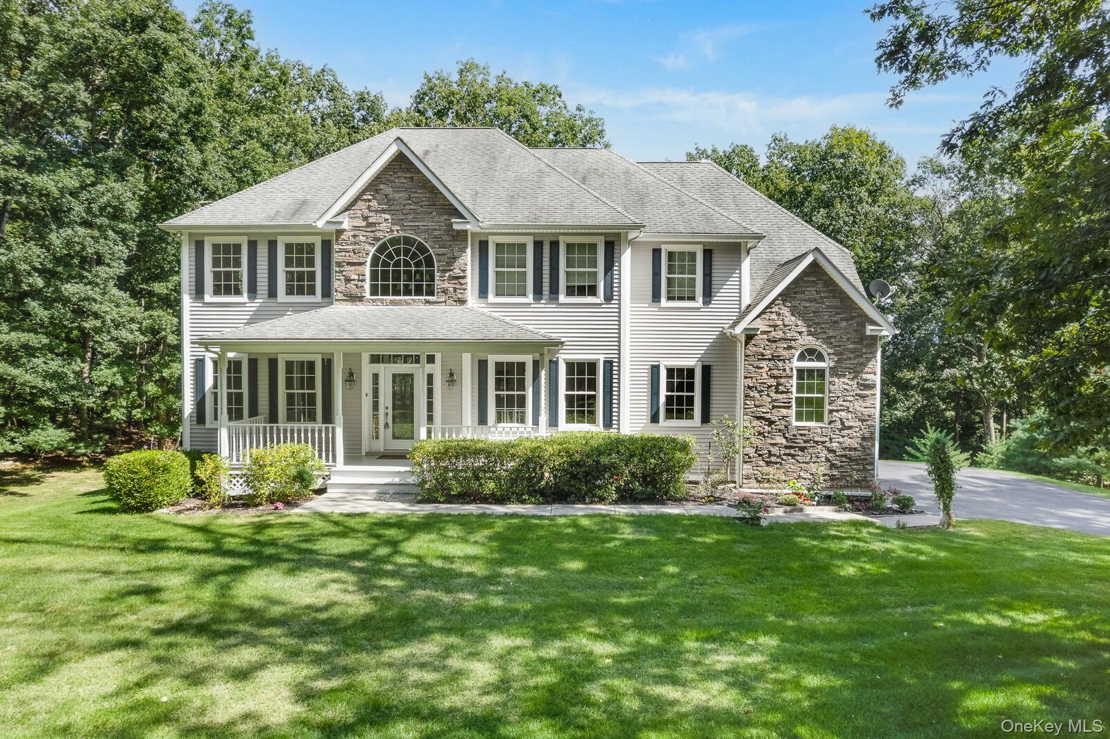 Property Photo:  127 Shagbark Lane  NY 12533 