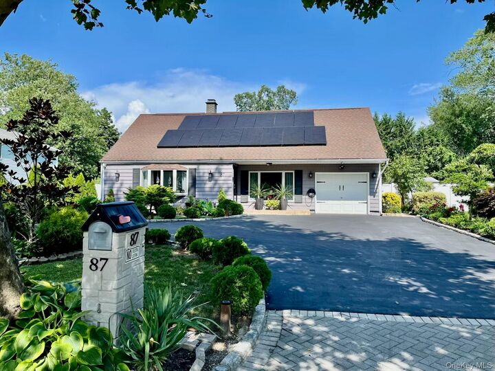 Property Photo:  87 Matsunaye Drive  NY 11763 