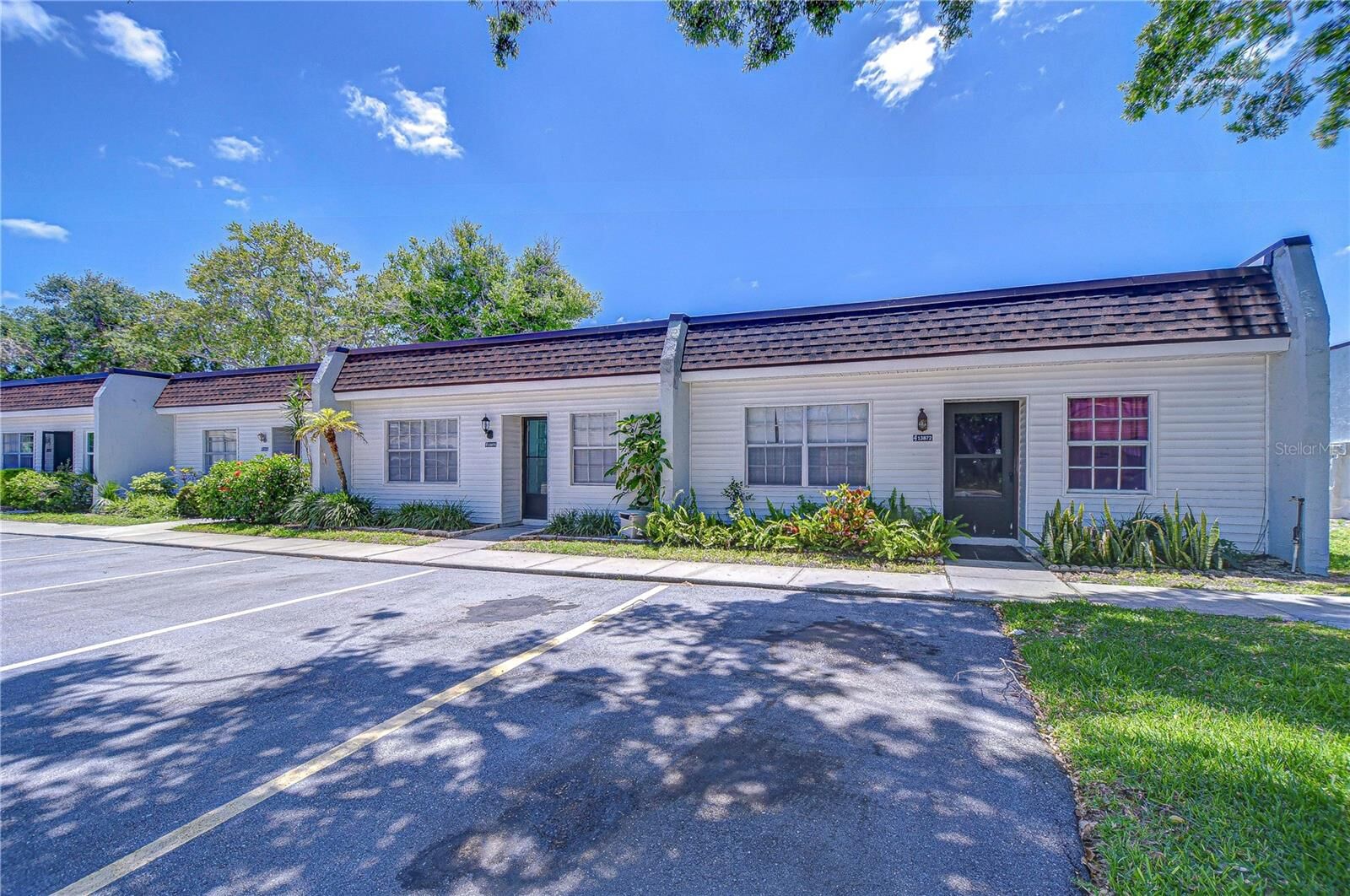 Property Photo: 13870 Oakwood Lane 13870 FL 33776