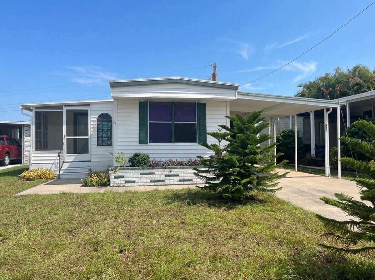Property Photo: 235 Trailorama Drive FL 34287
