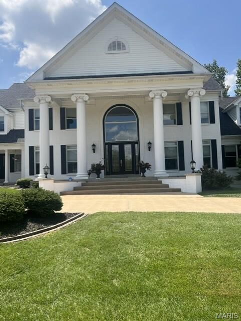 Property Photo: 12874 Thornhill Court MO 63131