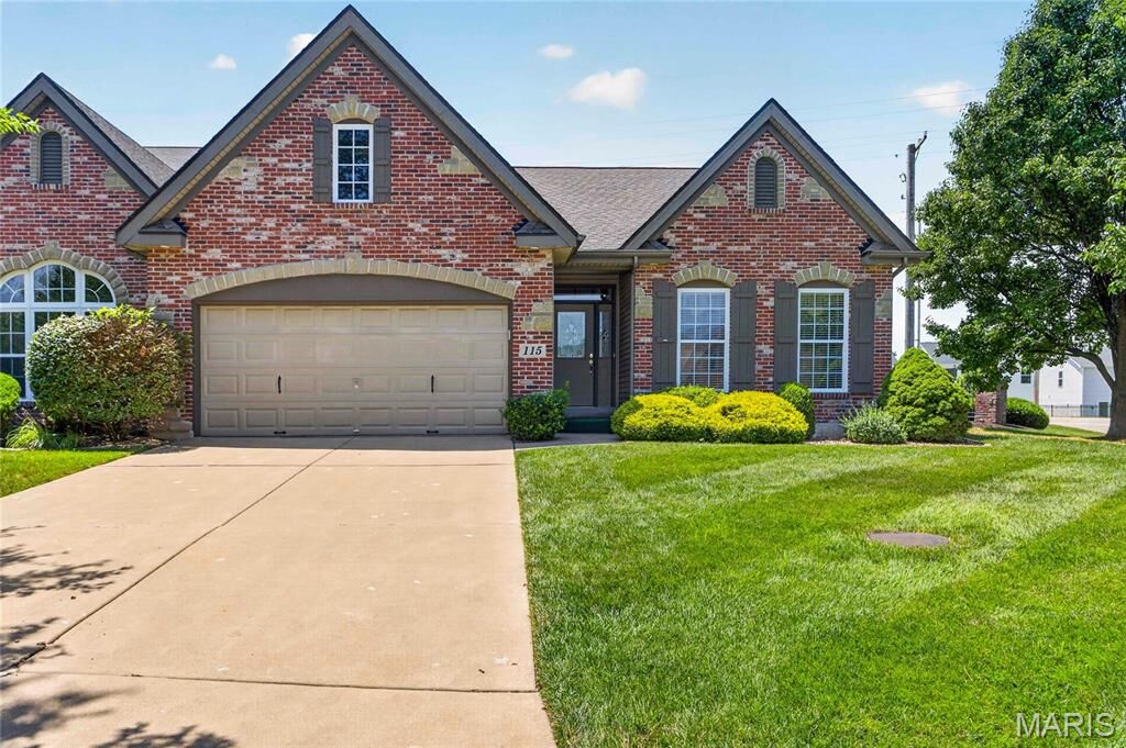 Property Photo: 115 Long And Winding Road MO 63376