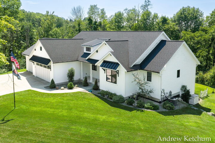 Property Photo: 4664 6th Street MI 49316