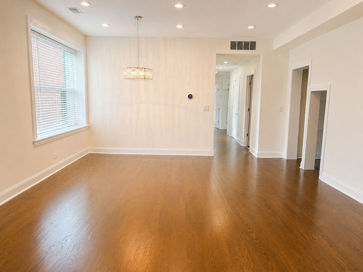 Property Photo: 4935 W Fulton Street 1 IL 60644
