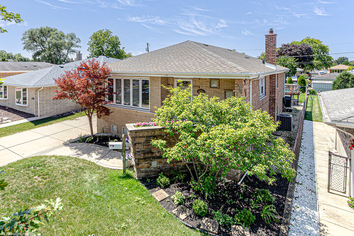 Property Photo: 8120 Mayfield Avenue IL 60459